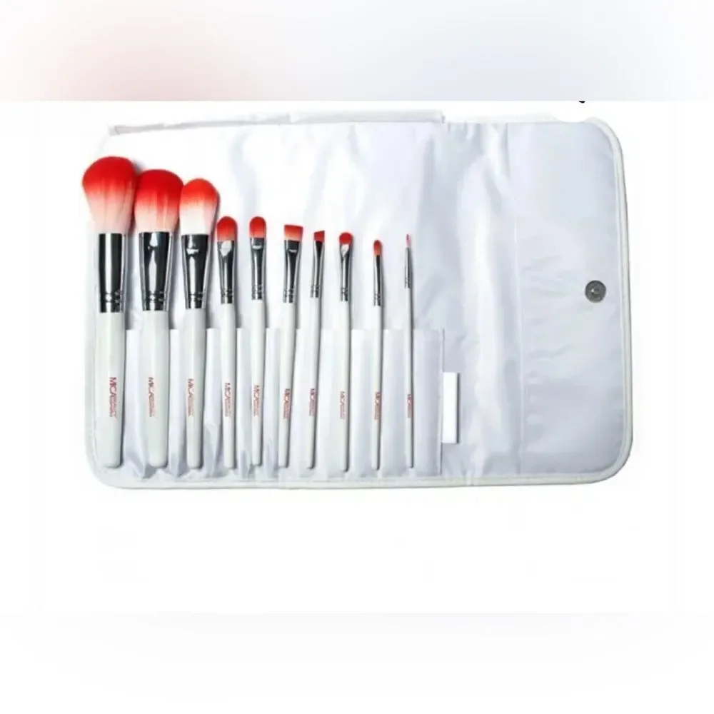 MICA Beauty DELUXE BRUSH SET
